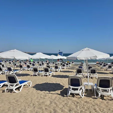 Appartamento Sea View & Pools & Free Parking - Santa Marina, Santa Mare