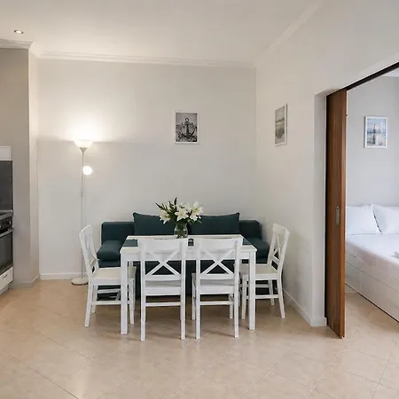 Sea View & Pools & Free Parking - Santa Marina, Santa Mare Appartamento *