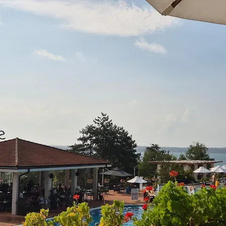 Sea View & Pools & Free Parking - Santa Marina, Santa Mare *